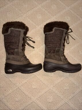 The North Face Women's Olive Brown Faux-Fur Trim Winter Lace-Up Boots
